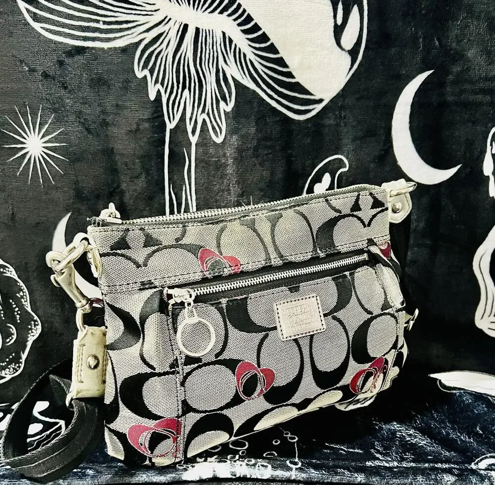 Coach Poppy Signature Groovy 18756 2-Way Crossbody Shoulder Bag Pink Hearts